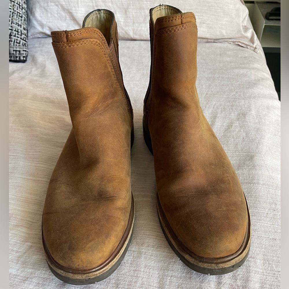 Roots booties